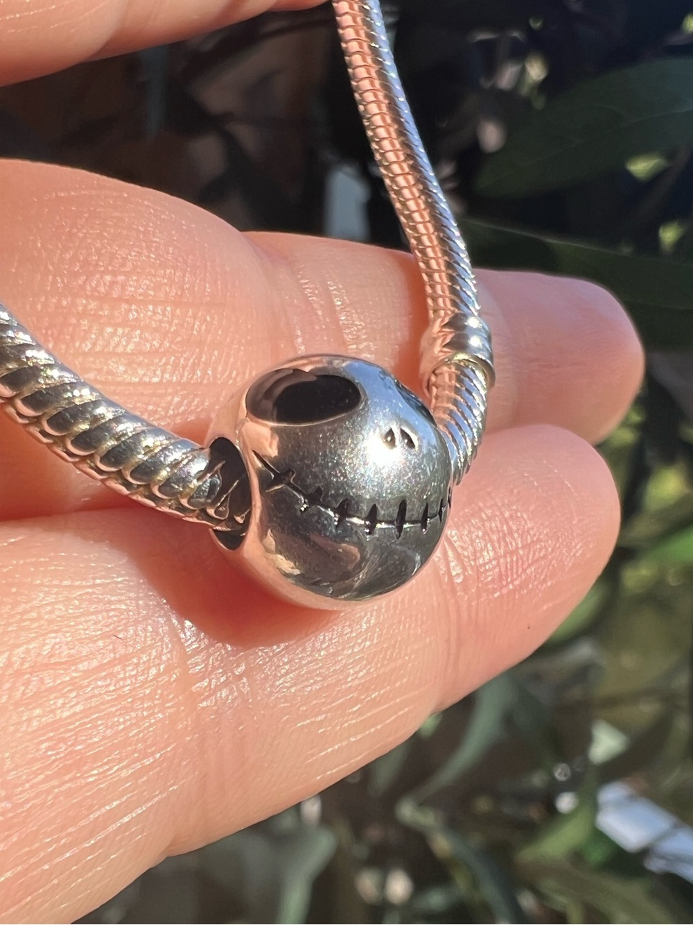 Spooky Skull Face Halloween Charm - Picture 5 of 10